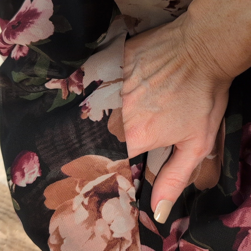 Eliza J Black and Purple Floral Long Sleeve Dress Size 4 - Picture 10 of 10